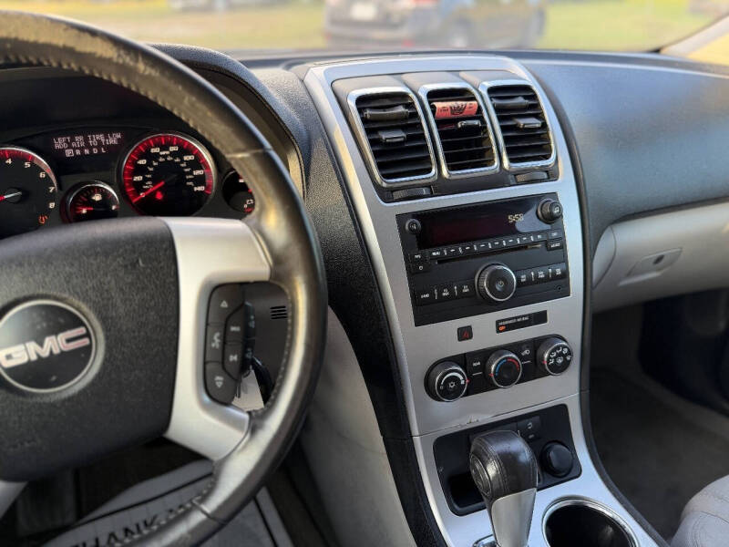 2011 GMC Acadia SLE
