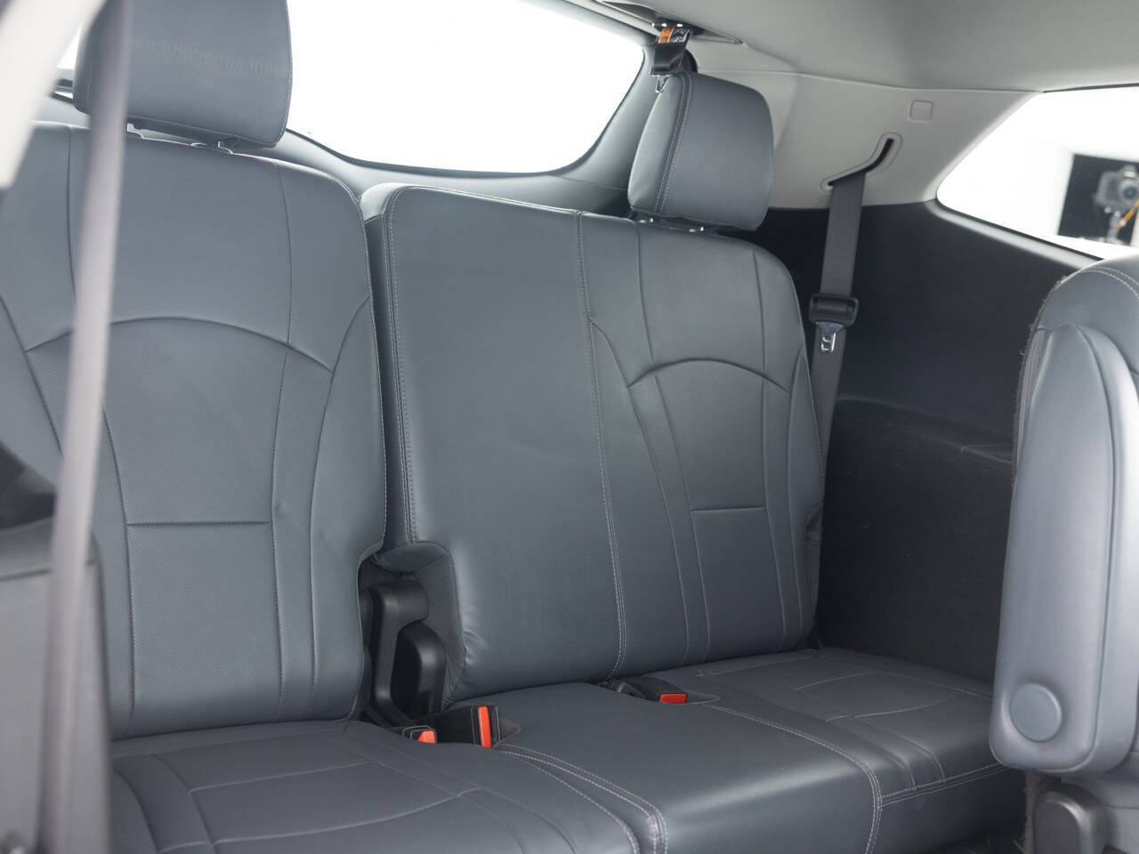 Used Car 2018 Buick Enclave  Essence 4x4 4dr Crossover For Sale Under $15,000 In Coal City, Illinois