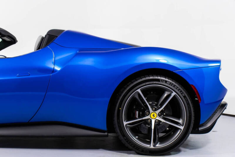 2024 Ferrari 296 GTS