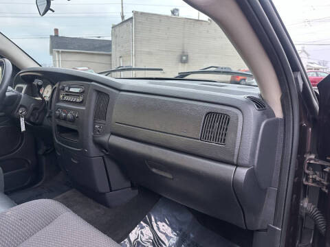 2004 Dodge Ram 1500 SLT