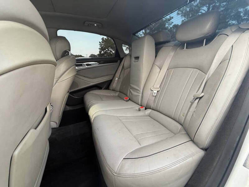 2015 Hyundai Genesis