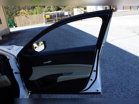 2016 Acura ILX w/Premium