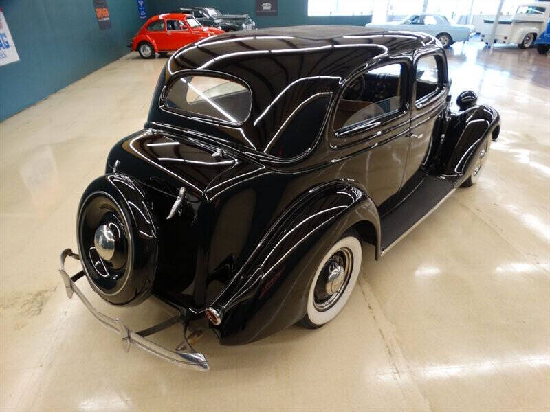 1936 Ford Tudor