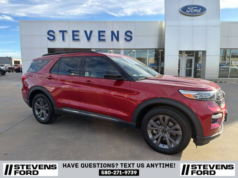 2024 Ford Explorer XLT's photo