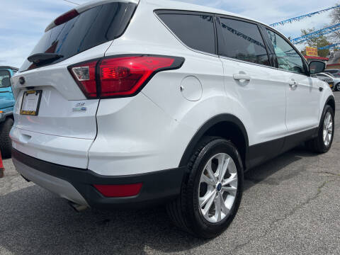 2019 Ford Escape SE
