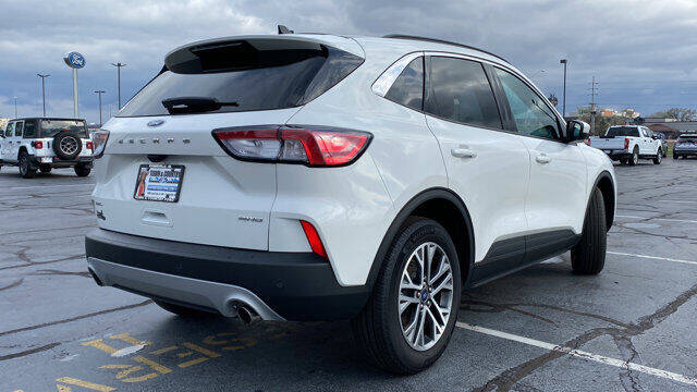 2022 Ford Escape SEL