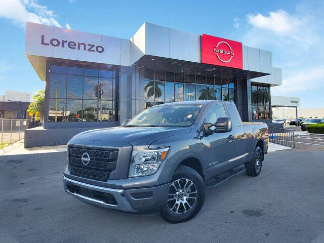 2024 Nissan Titan SV
