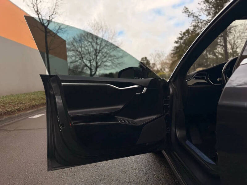 2014 Tesla Model S