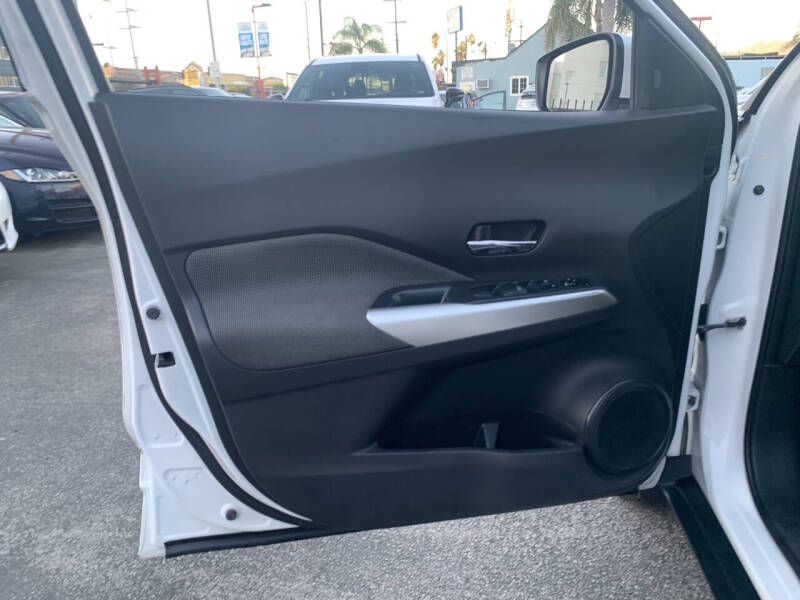 2018 Nissan Kicks SV