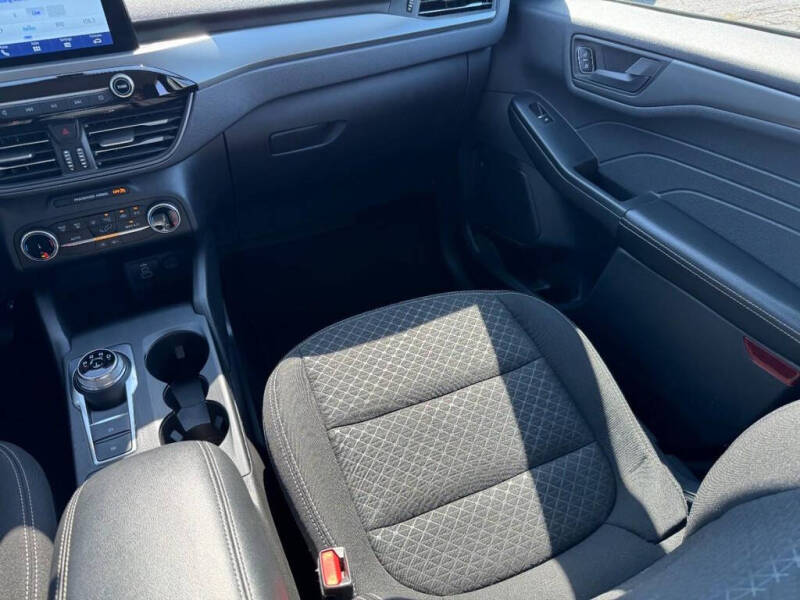 2025 Ford Escape Active