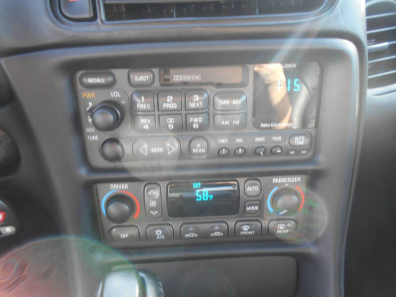 2004 Chevrolet Corvette