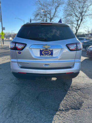 2017 Chevrolet Traverse LS