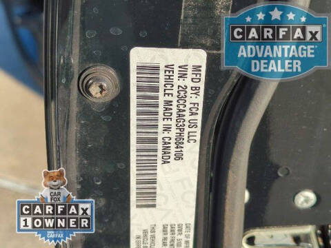 2023 Chrysler 300 Touring