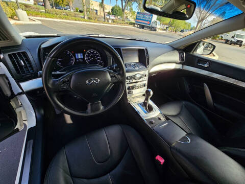 2015 Infiniti Q60 Coupe Journey