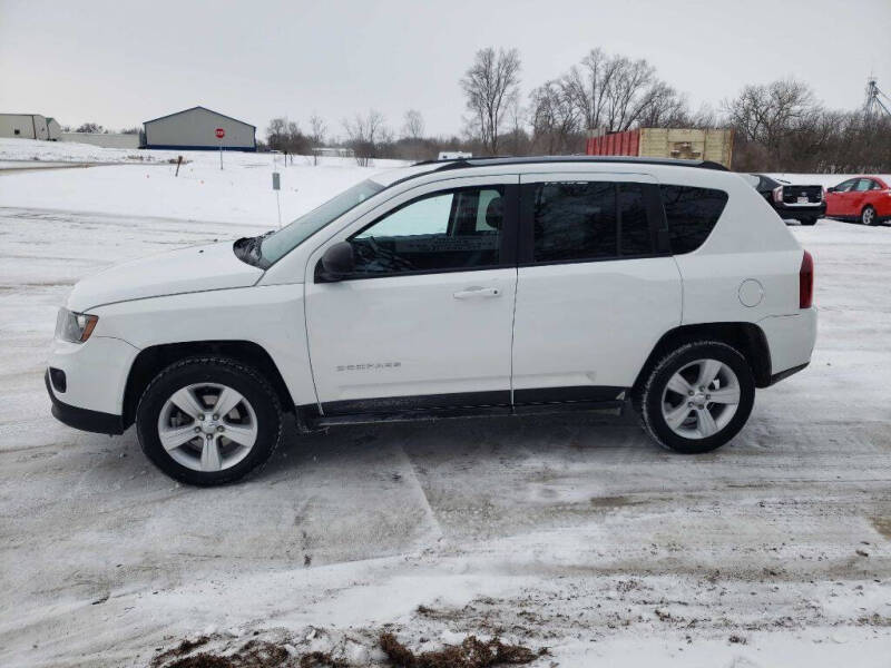 2017 Jeep Compass for sale at Heritage Car Center in Winterset IA