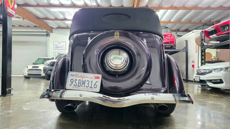 1936 Ford Phaeton