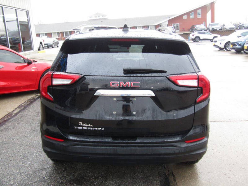 2022 GMC Terrain SLE