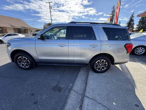 2024 Ford Expedition XLT