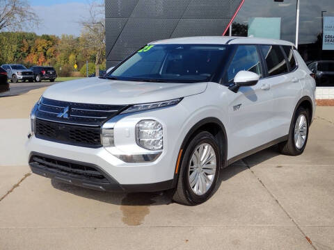 2023 Mitsubishi Outlander PHEV ES