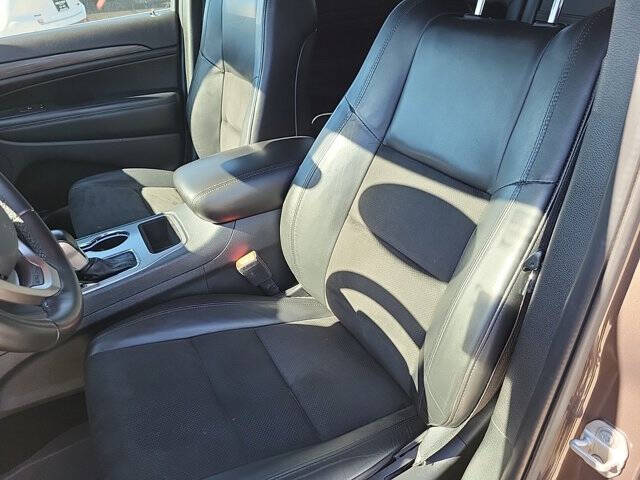 2020 Jeep Grand Cherokee Laredo E