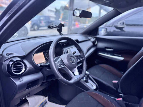 2018 Nissan Kicks SR