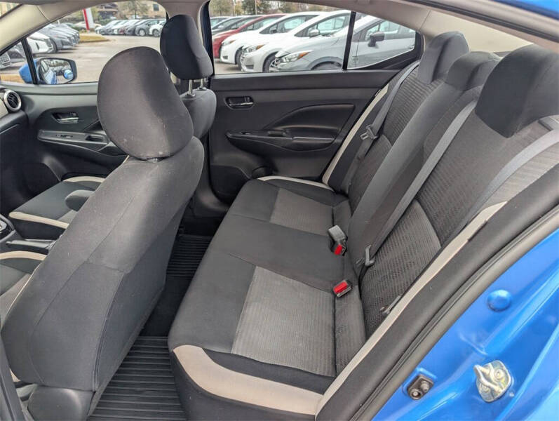 2020 Nissan Versa SV