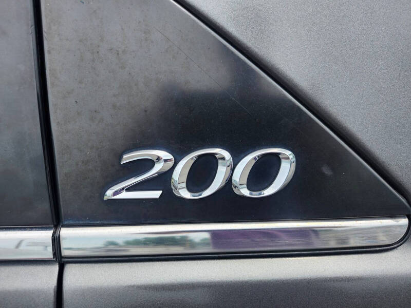 2012 Chrysler 200 LX