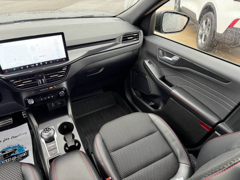 2024 Ford Escape ST-Line