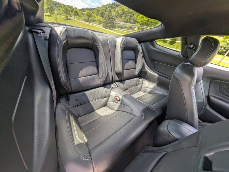 2021 Ford Mustang