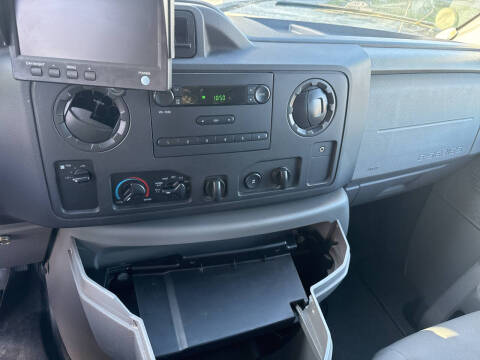 2014 Ford E-Series E-150