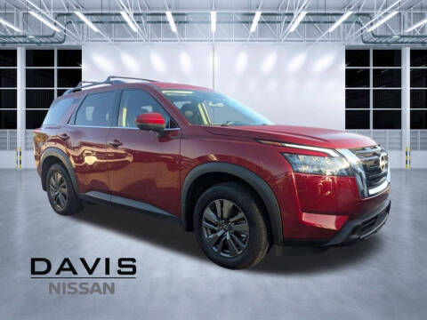 2024 Nissan Pathfinder SV