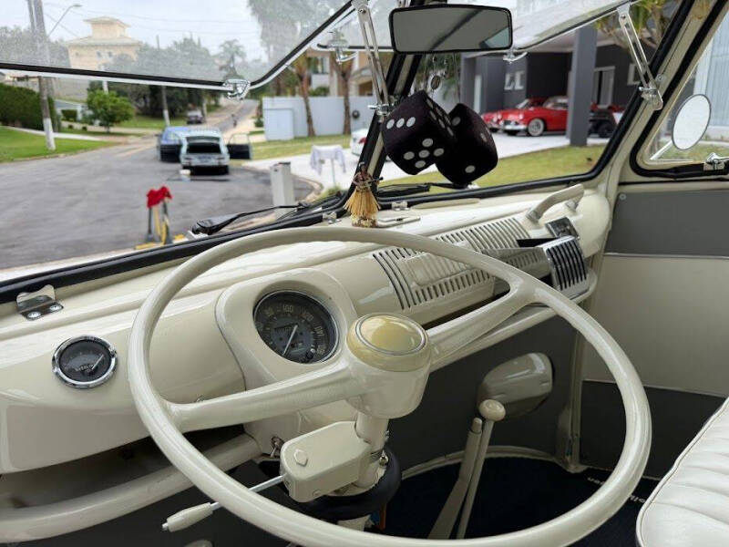 1968 Volkswagen Bus