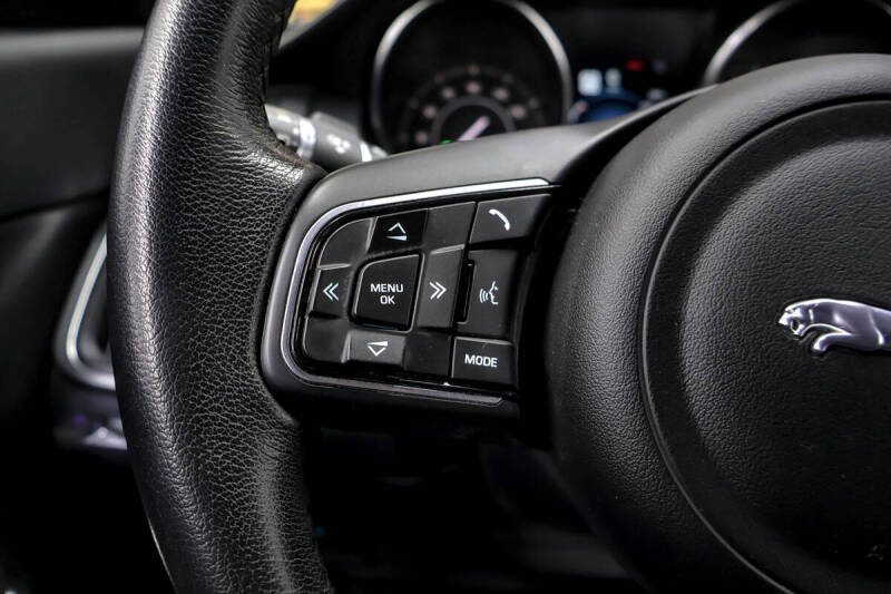 2020 Jaguar E-PACE P250