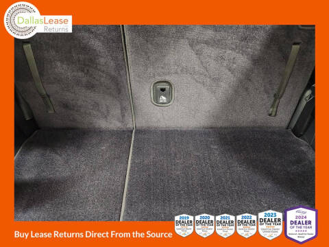 2022 Toyota Highlander Hybrid Platinum