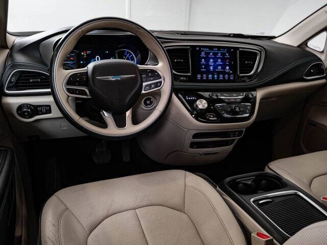 2018 Chrysler Pacifica Hybrid Limited