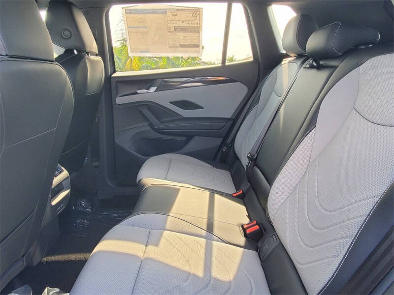 2026 Volkswagen Tiguan SE R-Line Black 4Motion