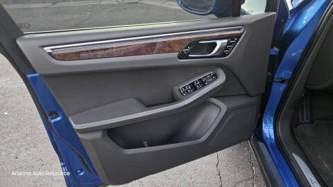 2015 Porsche Macan S