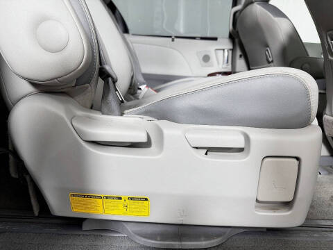 2013 Toyota Sienna