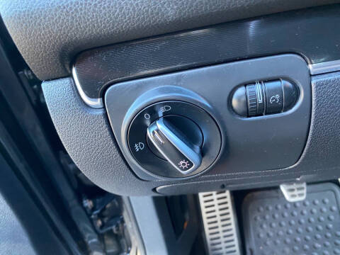 2013 Volkswagen GTI Base PZEV