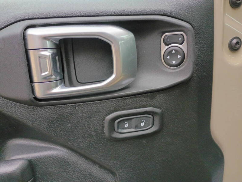 2020 Jeep Gladiator Sport