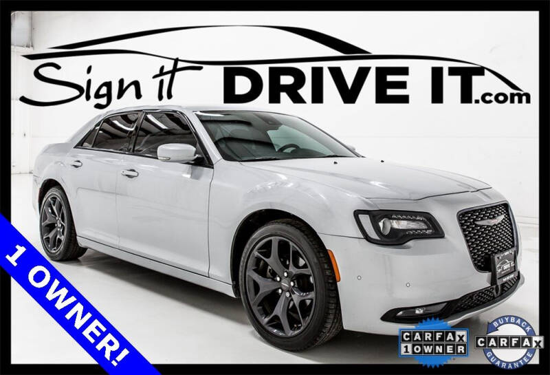 2021 Chrysler 300 for sale in Denton, TX