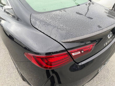 2022 Infiniti Q60 Red Sport 400