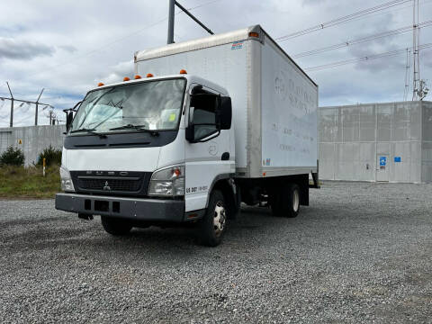 2005 Mitsubishi Fuso FE85D for sale at Mario's Motors Inc in Leesburg VA