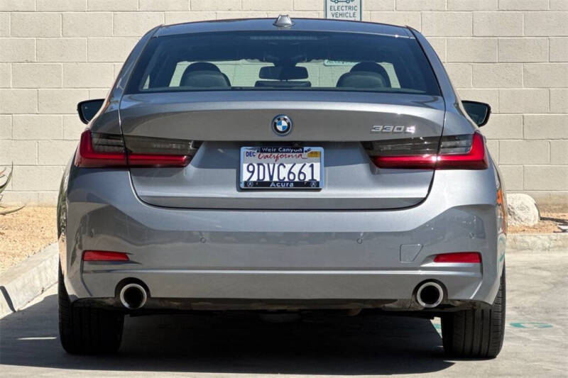 2023 BMW 3 Series 330e