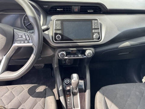 2020 Nissan Kicks SV