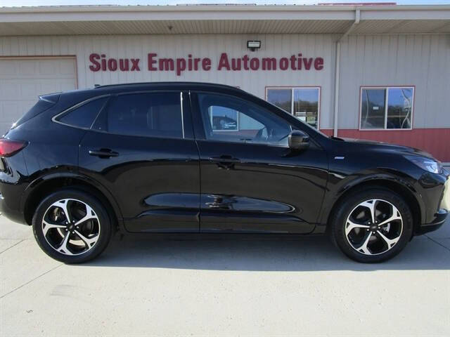 2024 Ford Escape ST-Line Select