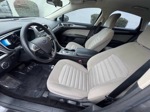 2017 Ford Fusion Hybrid S