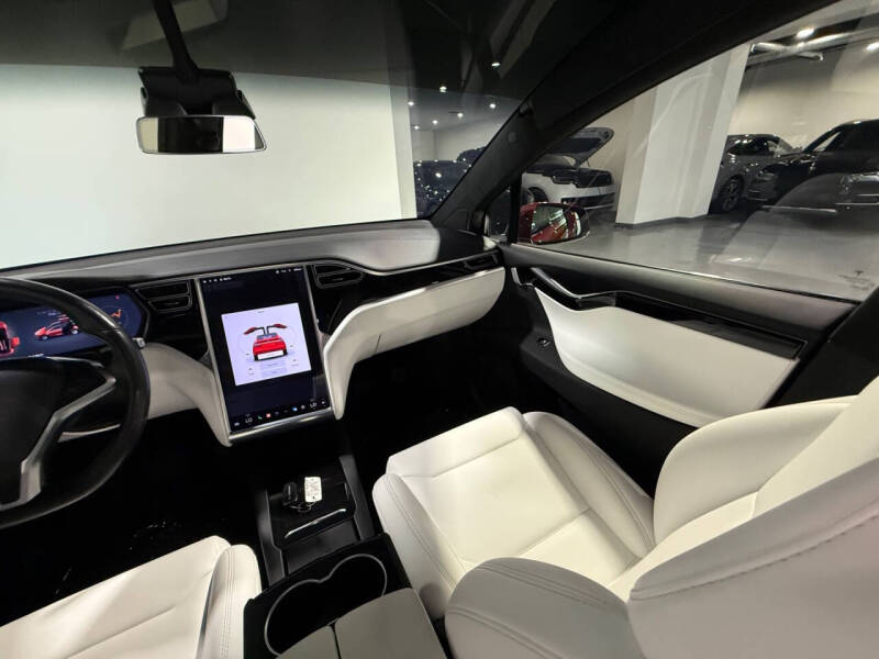 2018 Tesla Model X 75D