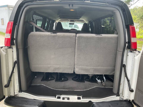 2017 Chevrolet Express LT 3500