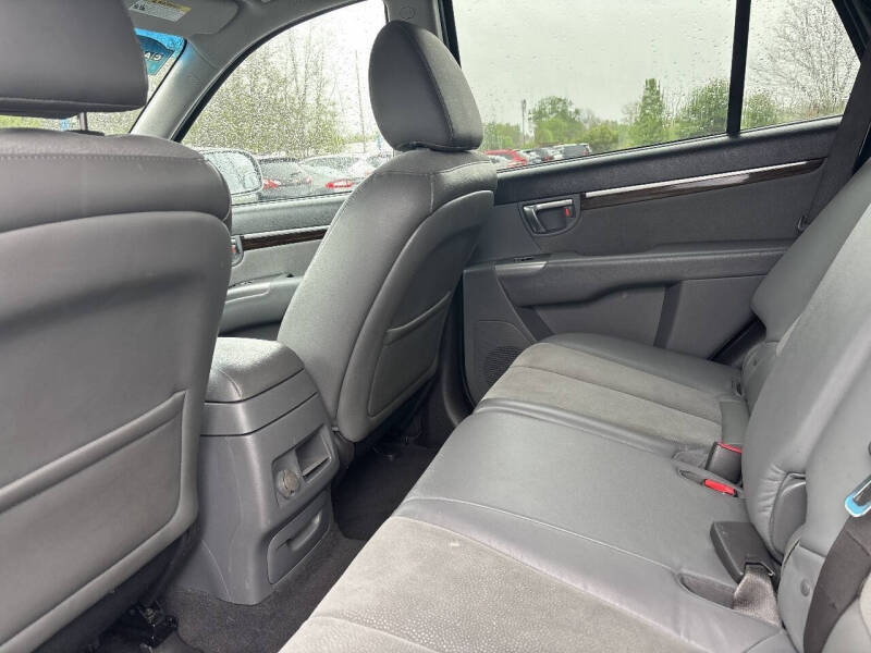 2011 Hyundai Santa Fe SE